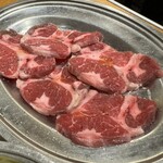 ホルモン焼肉 ぶち - タン塩