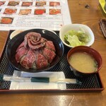 肉と海鮮と私 - 