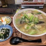 よし乃や食堂 - 料理写真:タンメン