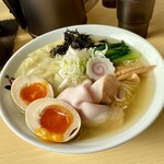 麺屋 しん蔵 - 塩生姜そば 900円  ワンタン 200円