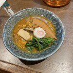 カレー デ ドコマデモ ベジン - お正月おめでたいカレー雑煮