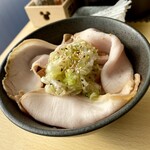 麺屋 しん蔵 - チャーシュー丼 350円