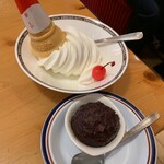 コメダ珈琲店 - ソフトクリーム＋餡子