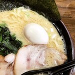 横浜家系ラーメン 龍馬家 - 