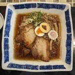 たまゆら - 甘露醤油麺￥950、大盛り￥150