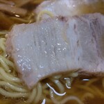 かっぱ飯店 - デカく厚みあるチャーシュー！旨い！