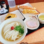 たも屋 - 料理写真:三が日の仕事から
やっと解放された人のごはん