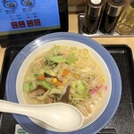 リンガーハット - 長崎ちゃんぽんレギュラーサイズ750円硬め