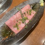 焼肉 静龍苑 - 肉刺し