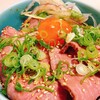 うどんば しん - 料理写真:但馬牛ローストビーフ丼　赤身で柔らかく臭み無しで美味しいです。