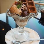 カフェテラス トリコロール - 