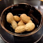 湯島天神下 すし初 - 落花生