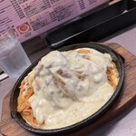 バンビーナ スパゲティレストラン - 予想通りチーズの海！