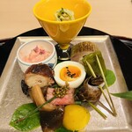 山玄茶 - どれからいただこうか迷ってしまいますね。山玄ちゃさんの名物です•*¨*•.¸¸♬︎