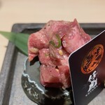 牛刺しと焼肉 仔虎 - 