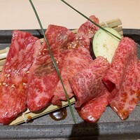 牛刺しと焼肉 仔虎 クリスロード店 - 