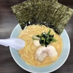 横浜家系ラーメン 魂心家 - ラーメン