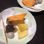 寿屋旅館 - 冬柿→サクッとしていて美味しかった☺︎　パイン（生）　そばだんご