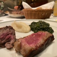 ウルフギャング・ステーキハウス 丸の内店 - 