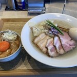 宍道湖しじみ中華蕎麦 琥珀 - 