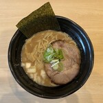 Ramen Tetsuzankou -  醤油とんこつらー麺 900円
