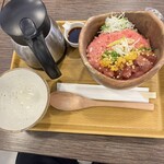 こめらく 海鮮茶漬けとおむすびと。 - 