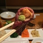 Sumibiyakiniku Maumi - 名物！醤油ムースと本わさびでＡ５ランクをご堪能ください