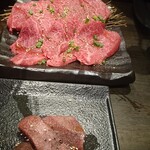 炭火焼ホルモン ぐう - 