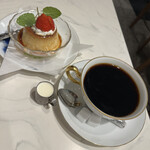 丸福珈琲店 - ホットコーヒーとミニプリン