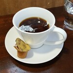 キッチン ブルー グローブ - ミルクを入れます