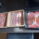 しゃぶ葉 - 牛肉、豚バラ、豚ロース