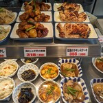 福岡篠栗食堂 - 華さん食堂みたいに好きな物を取って、最初に会計するシステム