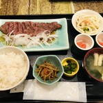 北の家族 - ♪牛リブステーキ定食¥1100