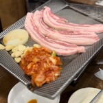 韓国食堂　チャン - サムギョプサル