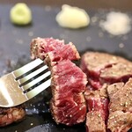 ルッカ - 絶妙にレアなシャトーブリアンステーキ