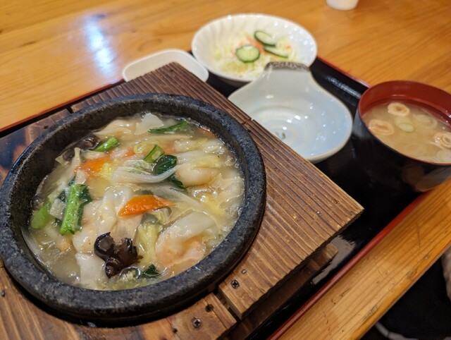 ダイニング たまり場 - 鹿又（食堂）の写真