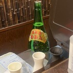 おかめ - 正月は恒例の金粉入りお酒