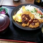 めしや 大福 - ヒレカツ・ベーコン玉子炒め定食(900円)