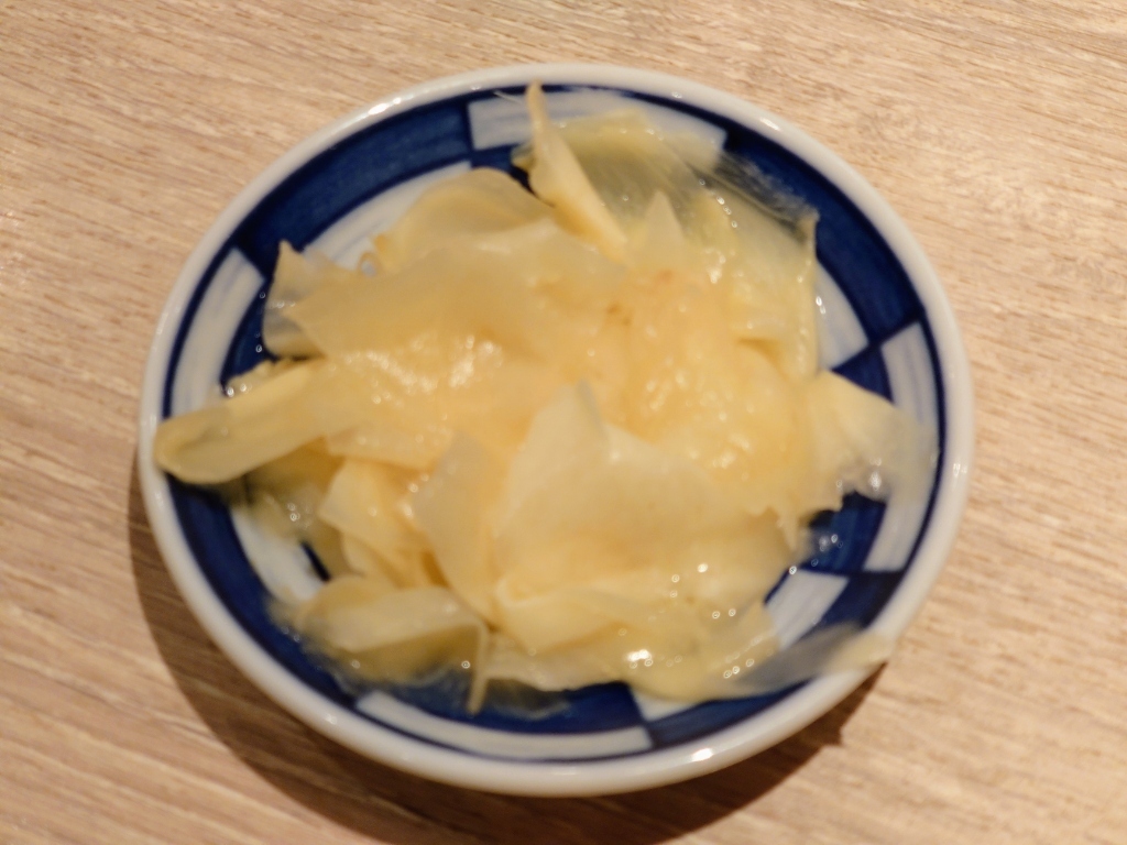 さしす スクエア型スーツケース Mサイズ ジッパータイプ ハピタスプラス