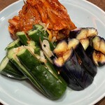 焼肉 静龍苑 - キムチ