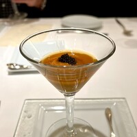 ルメルシマン オカモト - 人参のムース　キャビアとコンソメのジュレ