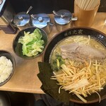 ラーメン 光家 - 