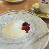 Pecorino Market&Restaurant - 