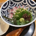 おいしいモツ鍋と博多の鮮魚 湊庵 - 