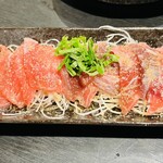Shinsen Sakaba Sushiyanen - まぐろホホ肉炙り