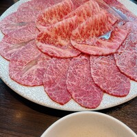 焼肉うしごろ 銀座並木通り店 - 