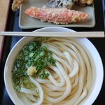 手打ちうどんますや - 冷かけ(大)と、カニカマ天&ゲソ天&椎茸天