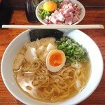 浜堂ラーメン - 煮干そば(平麺)と、チャーシューごはん