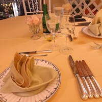 クイーン・アリス 横浜店 - 