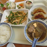 泰山北斗 - ランチ(鶏肉とピーマンの細切り炒め）